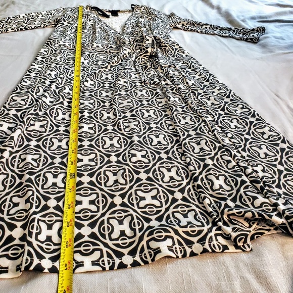 BISOU BISOU Dress, Black White V-Neck Career, 6 - Picture 7 of 8